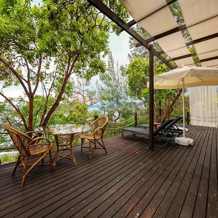 Lov Adults Only Отель 3*