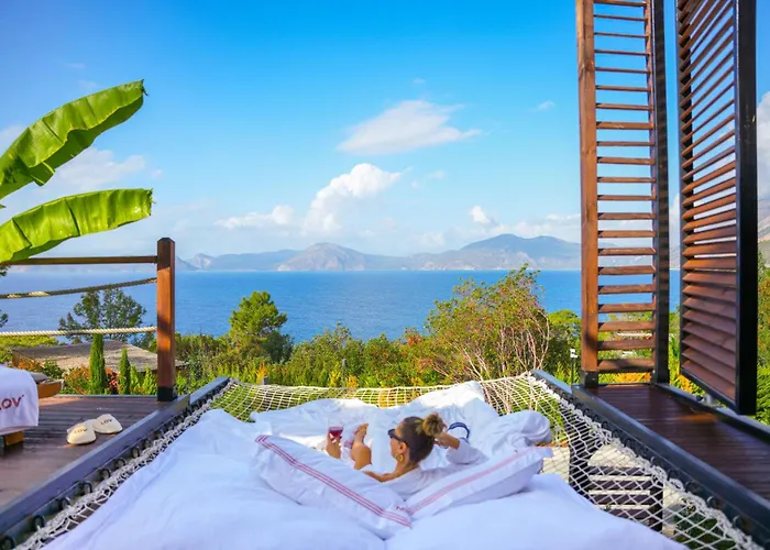 Lov Adults Only Hotel 3*