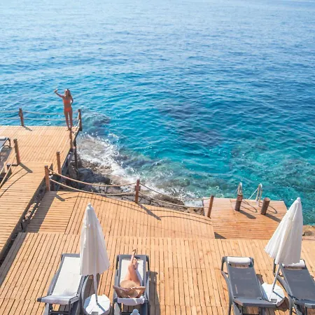 Lov Beach&nature Retreat Hotel 3*