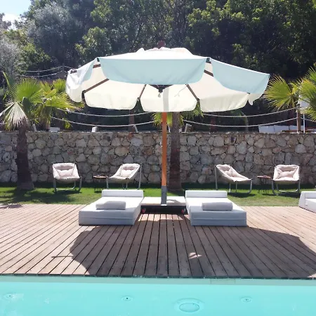Lov Beach&nature Retreat 3*