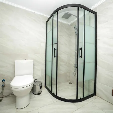 호텔 Lov Adults Only 3*