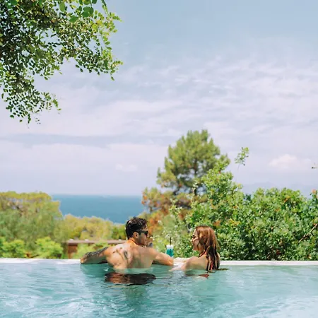 Lov Adults Only ファラリア