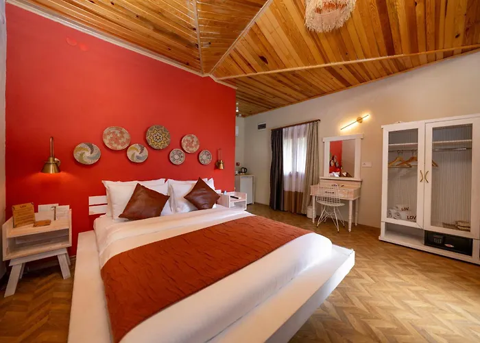 Lov Adults Only Faralya