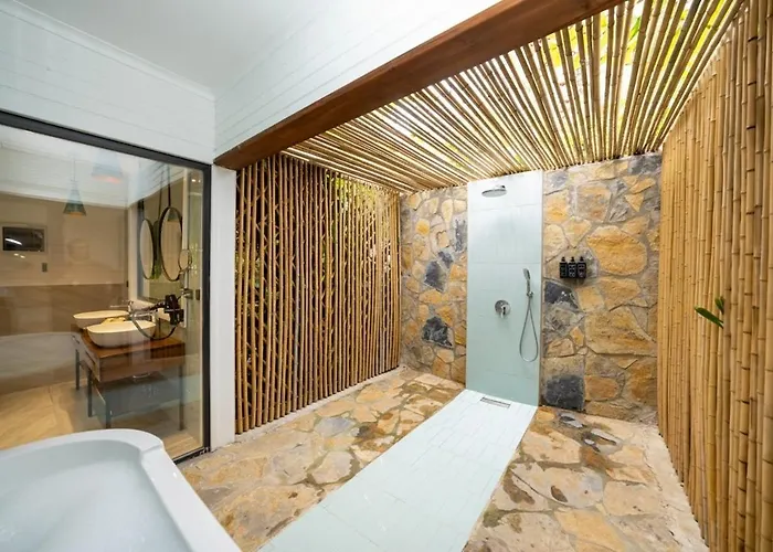 Lov Adults Only Hotel